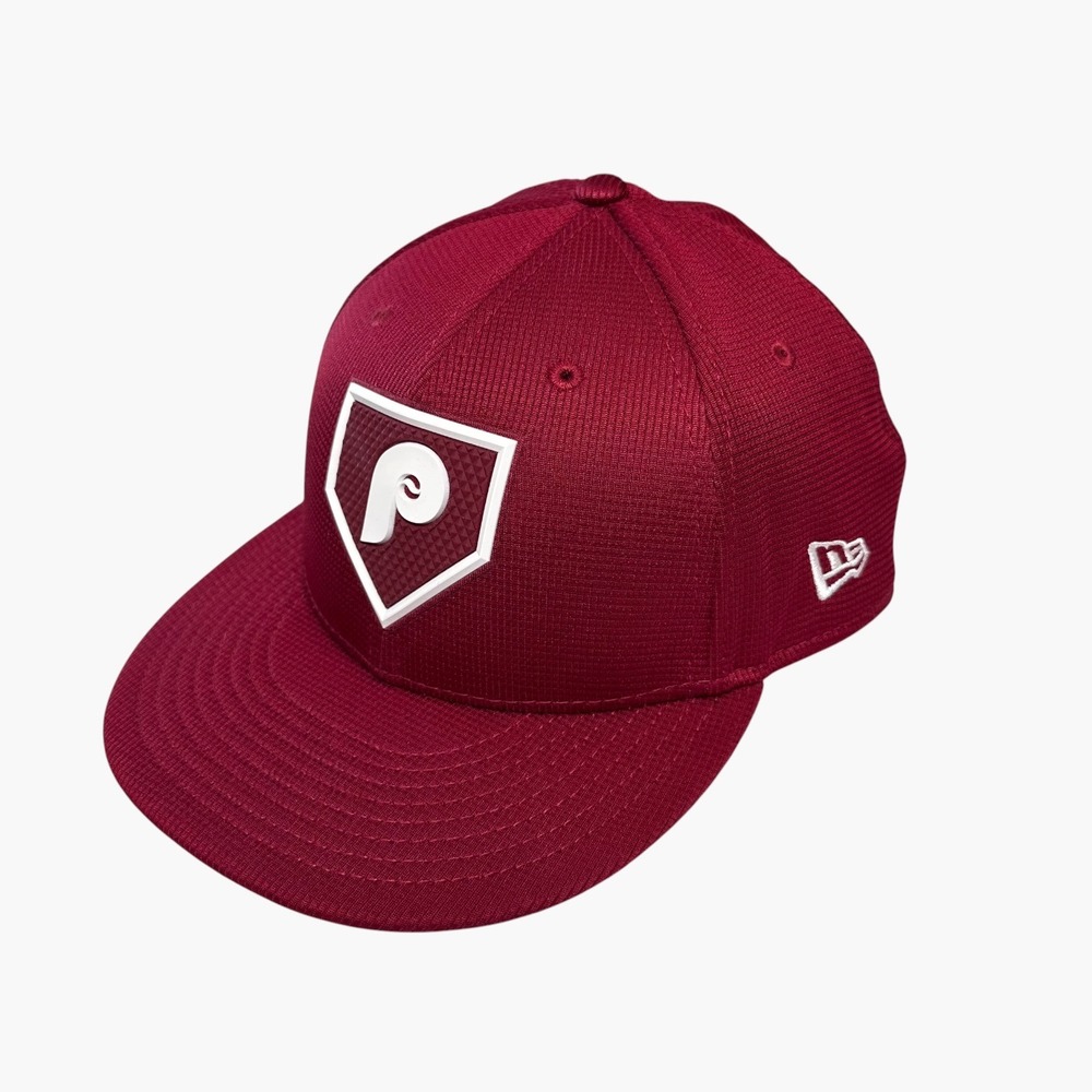 New Era Philadelphia Phillies Hat Mens 7 1/2 Fitted Maroon Cooperstown 59FIFTY